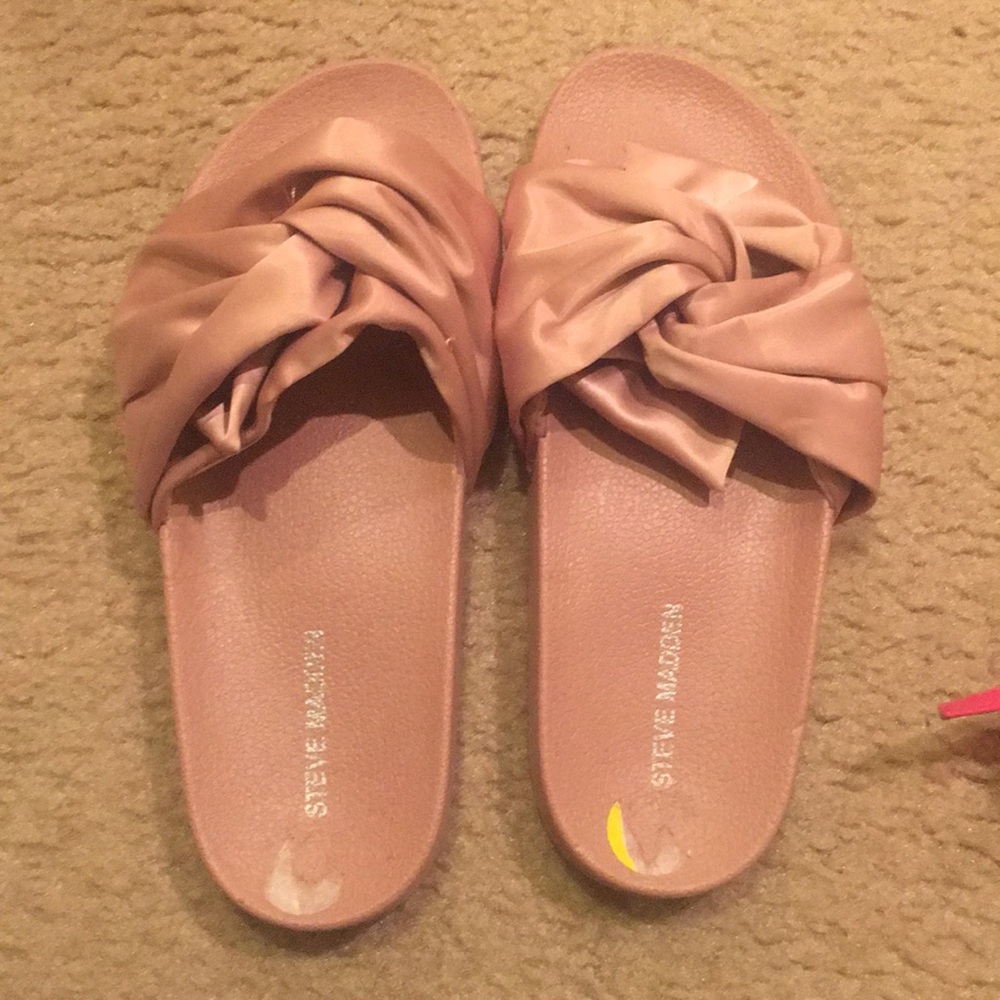 Steve Madden slides